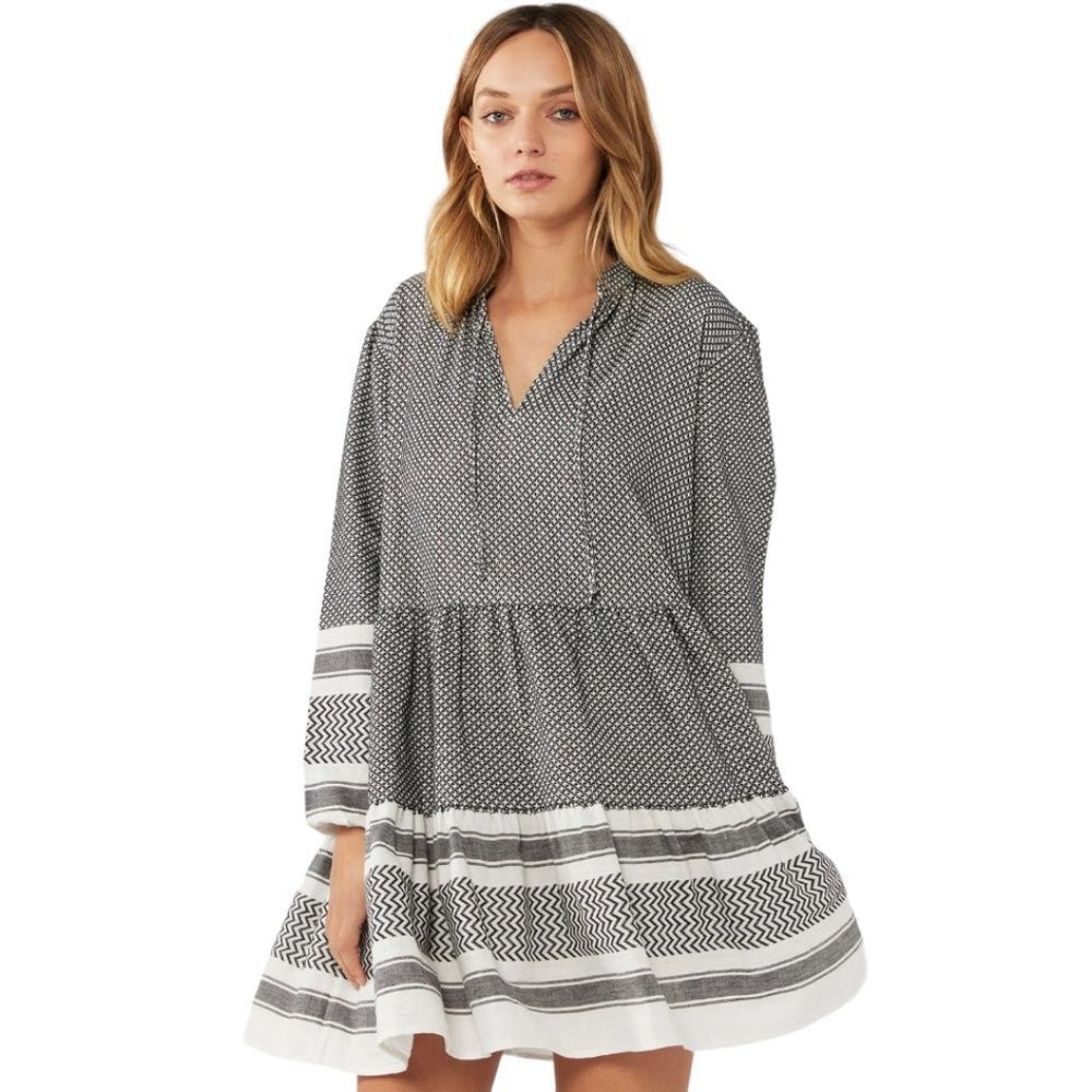 Life by Everly Women's Size MEDIUM Memories Flounced Flowy Tunic Dress